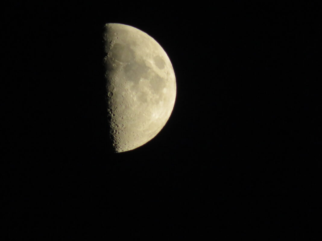 A half moon