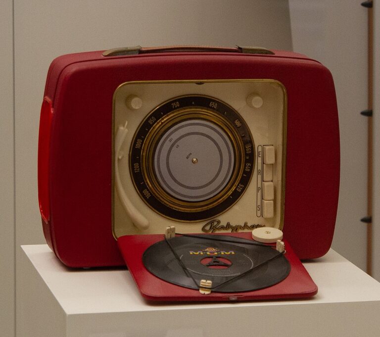 Two Poems by Bill Ratner